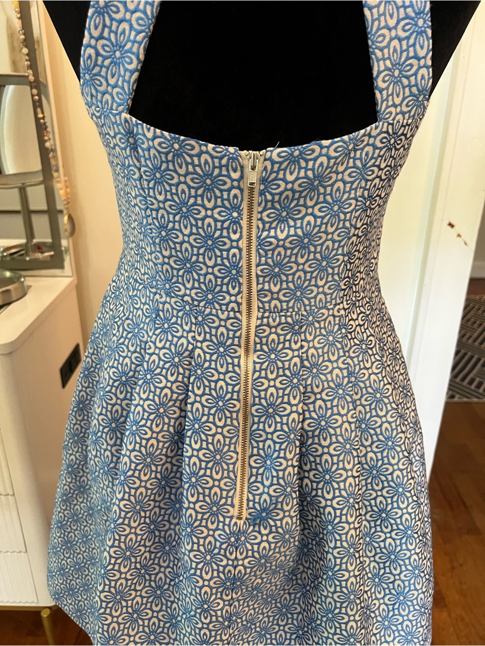 Banana Republic Blue White Fit & Flare Jacquard Dress Size 4 Sleeveless - Picture 12 of 14